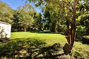 1807 Bell St, Dayton, TX 77535 - Photo 23