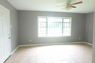 7226 Miley St, Houston, TX 77028 - Photo 9