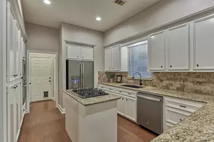 373 Bayshore Dr, Montgomery, TX 77356 - Photo 15