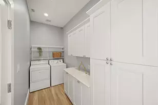 9334 Briar Forest Dr, Houston, TX 77063 - Photo 19