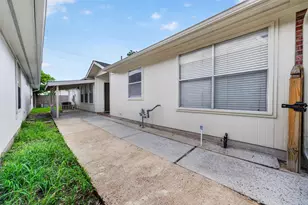 5443 Evergreen Canyon Rd, Houston, TX 77066 - Photo 5
