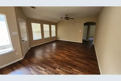 5443 Evergreen Canyon Road, Houston, TX 77066 - Photo 7