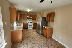 5443 Evergreen Canyon Rd, Houston, TX 77066 - Photo 13