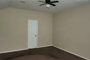 5443 Evergreen Canyon Rd, Houston, TX 77066 - Photo 17