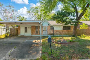 9834 Denning Dr, Houston, TX 77078 - Photo 1