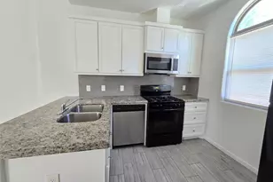 3702 Wylie St, Houston, TX 77026 - Photo 5