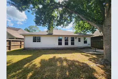 3118 Glen Cullen Lane, Pearland, TX 77584 - Photo 17