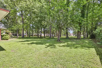 409 E Linney Street, Dayton, TX 77535 - Photo 9