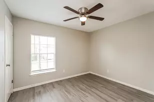 1523 Clear Valley Dr, Houston, TX 77014 - Photo 15