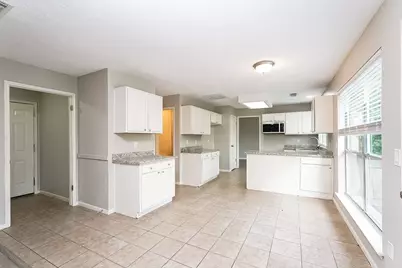 1523 Clear Valley Drive, Houston, TX 77014 - Photo 7