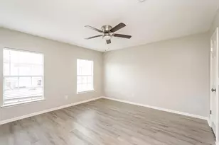 1523 Clear Valley Dr, Houston, TX 77014 - Photo 17