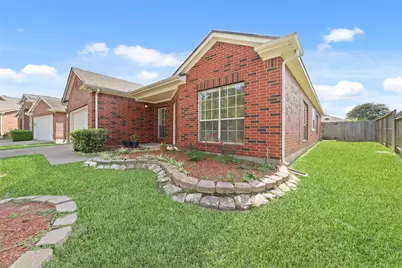 10011 Redoak Pass Lane, Houston, TX 77064 - Photo 3