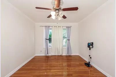 266 W Riverwood Drive, Houston, TX 77076 - Photo 21