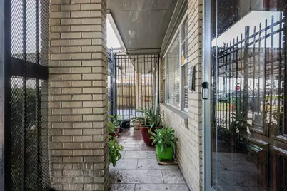 266 W Riverwood Drive, Houston, TX 77076 - Photo 3