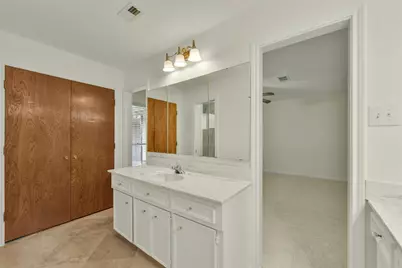 16422 Glenshannon Drive, Houston, TX 77059 - Photo 25