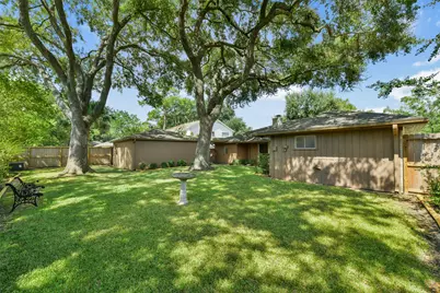 16422 Glenshannon Drive, Houston, TX 77059 - Photo 35