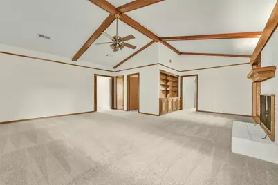 16422 Glenshannon Drive, Houston, TX 77059 - Photo 9