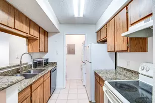 3919 Fairmont Pkwy, Pasadena, TX 77504 - Photo 7