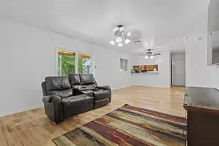 4511 Ponderosa Dr, Baytown, TX 77521 - Photo 3