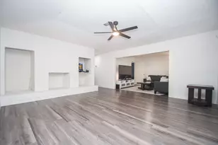 11443 Newbrook Dr, Houston, TX 77072 - Photo 7