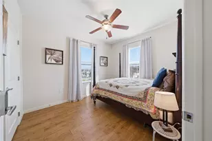 1912 55th St, Galveston, TX 77551 - Photo 17