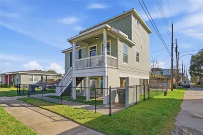 1912 55th Street, Galveston, TX 77551 - Photo 13