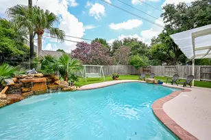 17518 Rustling Aspen Ln, Houston, TX 77095 - Photo 37