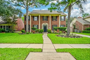 17518 Rustling Aspen Ln, Houston, TX 77095 - Photo 3