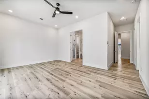 5906 St Augustine St, Houston, TX 77021 - Photo 17