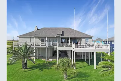 813 Pinata Drive, Crystal Beach, TX 77650 - Photo 5