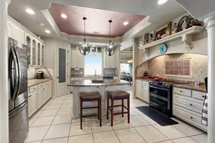 813 Pinata Dr, Crystal Beach, TX 77650 - Photo 15