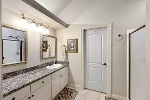 813 Pinata Dr, Crystal Beach, TX 77650 - Photo 37