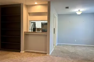 19 Hideaway Dr, Friendswood, TX 77546 - Photo 3