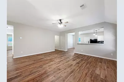 9418 Belleclaire Lane, Houston, TX 77044 - Photo 9