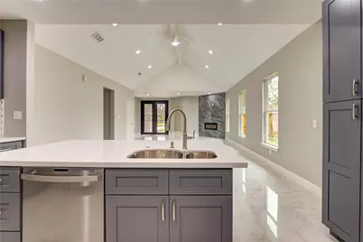 1513 Sherl Street, League City, TX 77573 - Photo 41