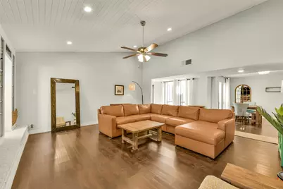 15719 Stonehaven Drive, Houston, TX 77059 - Photo 7