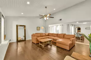 15719 Stonehaven Dr, Houston, TX 77059 - Photo 7