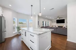 12714 Sandri Ln, Houston, TX 77077 - Photo 13