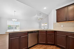 5310 Songlark Bluff Cir, Katy, TX 77449 - Photo 13