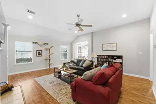 306 Lazy Ln, Montgomery, TX 77356 - Photo 9