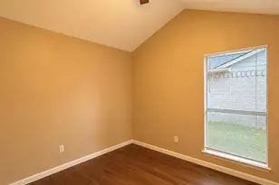 7310 Arista Dr, Houston, TX 77083 - Photo 9