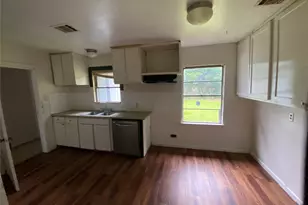 5719 Beldart St, Houston, TX 77033 - Photo 3