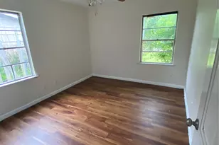 5719 Beldart St, Houston, TX 77033 - Photo 7