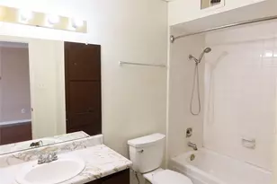 9350 Country Creek Dr, Houston, TX 77036 - Photo 21