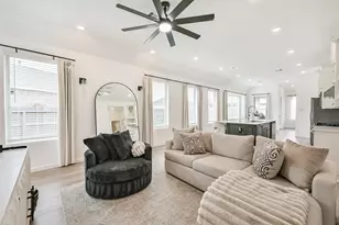 15035 Bradfield Mnr Dr, Houston, TX 77044 - Photo 5