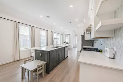 15035 Bradfield Manor Drive, Houston, TX 77044 - Photo 11