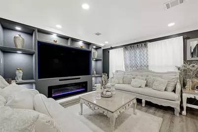 22214 Queenbury Hills Drive, Houston, TX 77073 - Photo 9