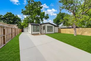 6923 Keller St, Houston, TX 77087 - Photo 1