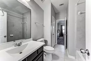 13306 Bardwall Lake Ct, Houston, TX 77044 - Photo 39