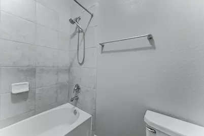 13306 Bardwall Lake Court, Houston, TX 77044 - Photo 31